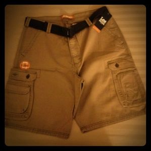 LEE Cargo shorts.  (MEN'S)